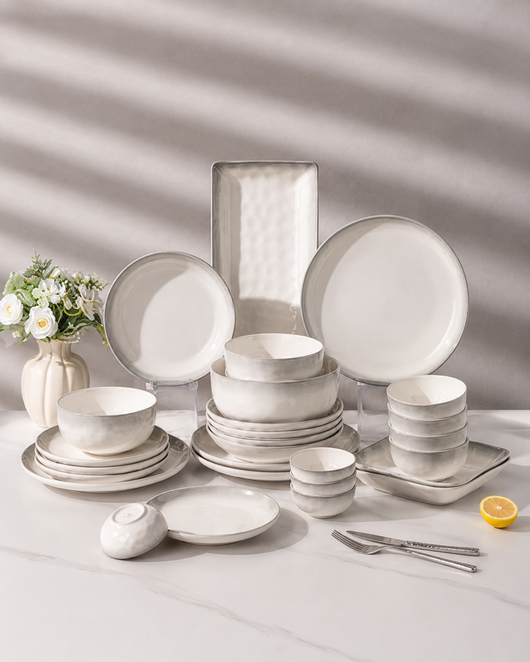 CROCKERY & TABLEWARE